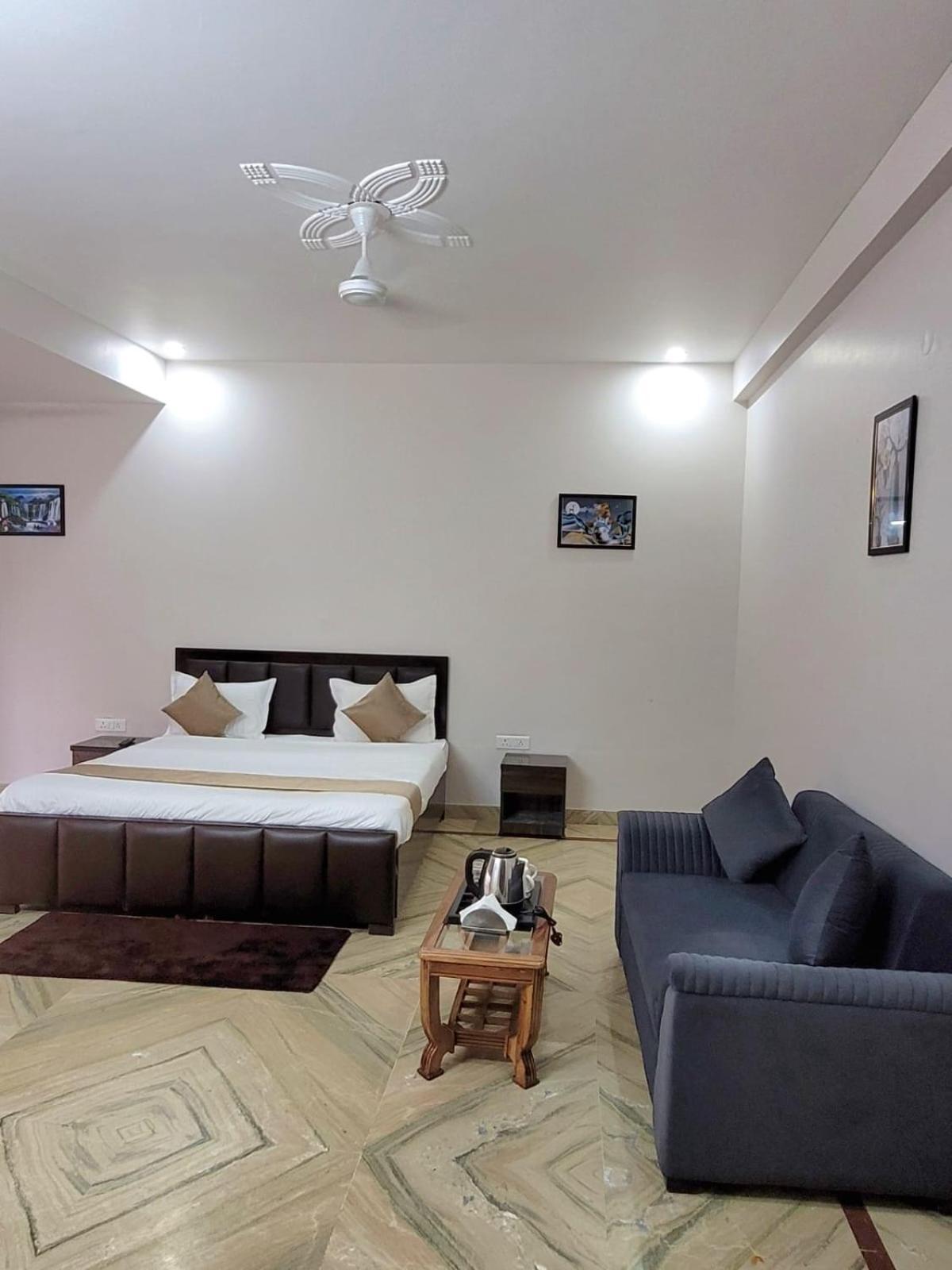 Raj Residency Stay Gurgaon Dış mekan fotoğraf